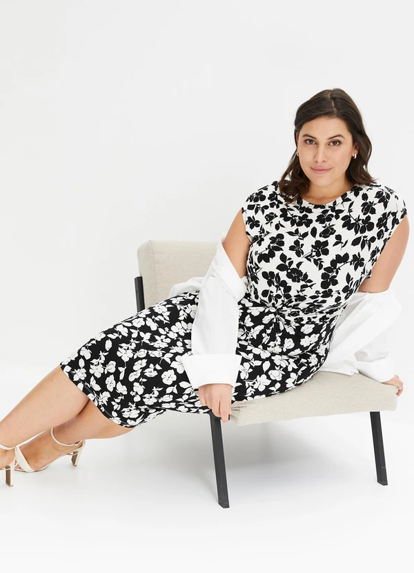 bonprix - Vestido Floral Preto e Branco em Malha Fria 3