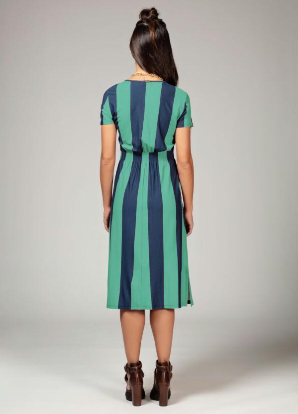 Quintess - Vestido Listrado Verde com Bolsos 4