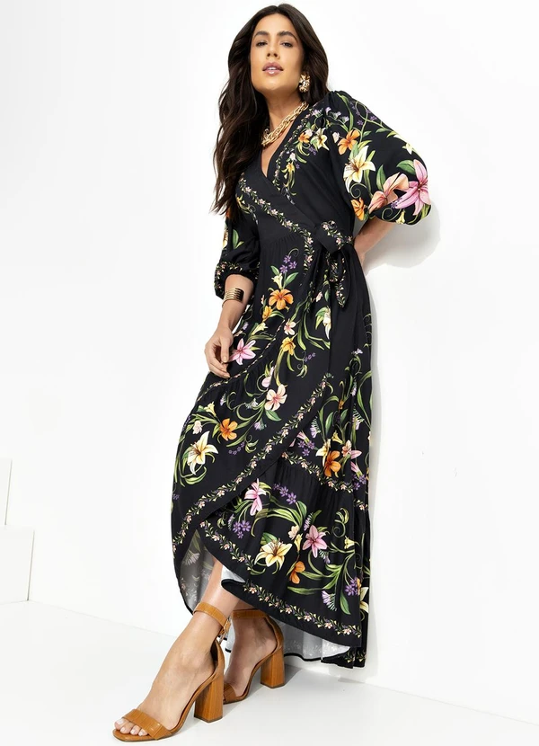 Farm - Vestido Longo com Manga Vestida de Flor Preto 4