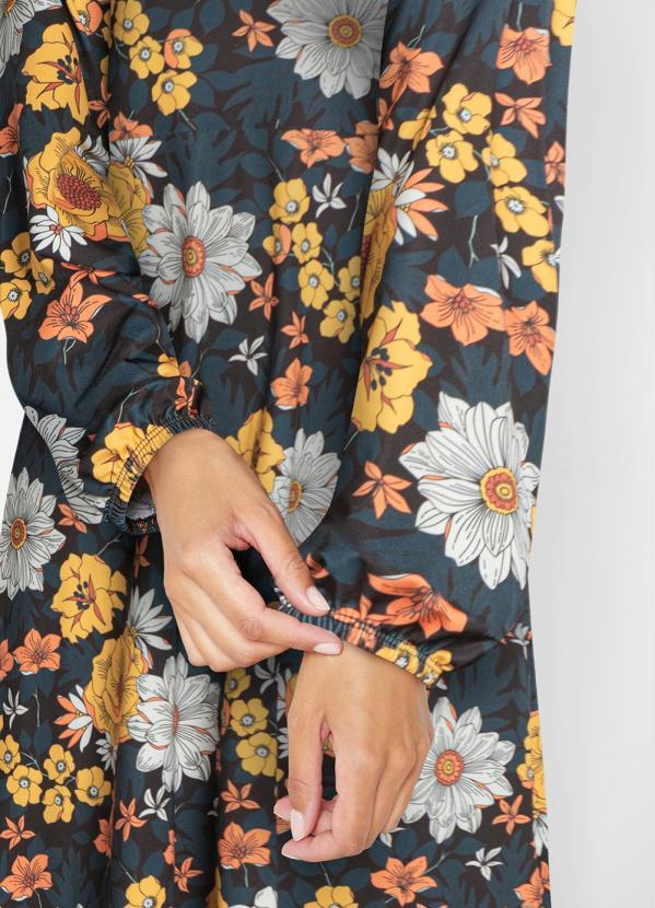 Queima Estoque - Vestido Longuete Floral Preto 6
