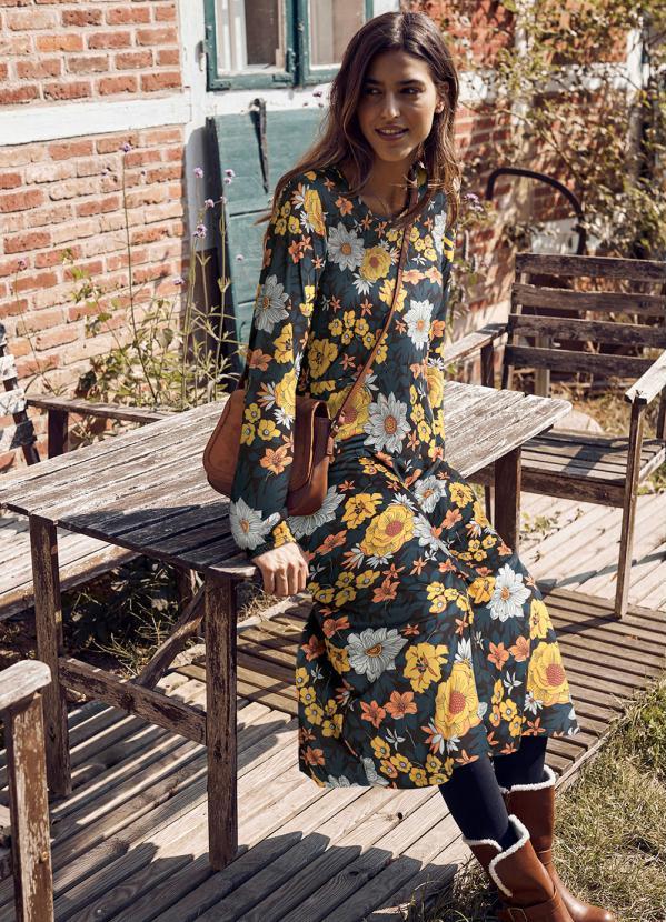 Queima Estoque - Vestido Longuete Floral Preto 5