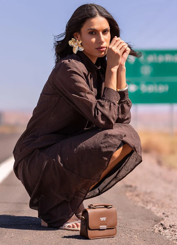 Quintess - Vestido Marrom Bordado em Chiffon 13