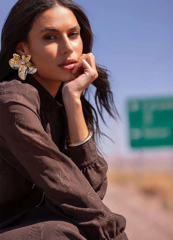 Quintess - Vestido Marrom Bordado em Chiffon 14