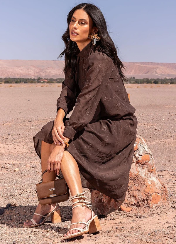 Quintess - Vestido Marrom Bordado em Chiffon 5