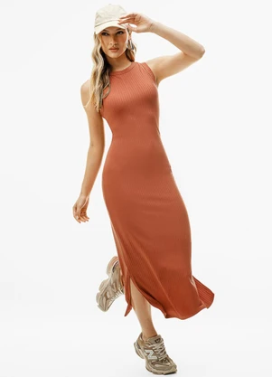 Cativa - Vestido Midi Canelado com Aberturas Laterais Lara - CATIVA