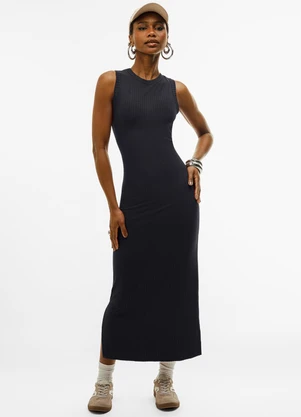 Cativa - Vestido Midi Canelado com Aberturas Laterais Pret - CATIVA