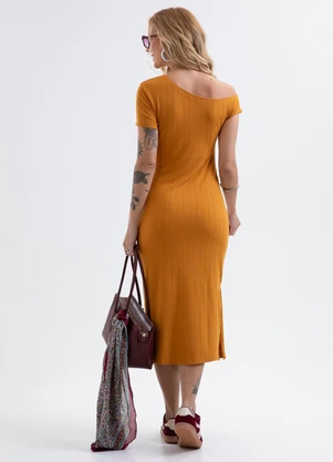 Cativa - Vestido Midi Canelado com Decote Assimétrico Lara - CATIVA