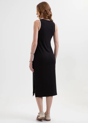 Cativa - Vestido Midi Canelado Preto - CATIVA