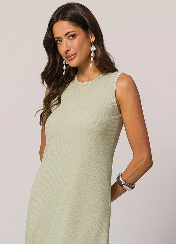 Doce Trama - Vestido Midi Cavado em Ribana Texturizada Verde 3