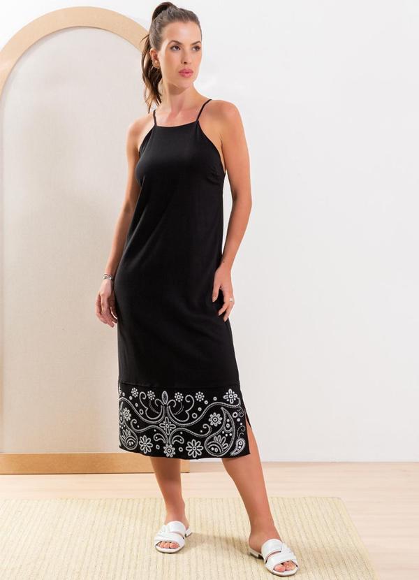 Cativa - Vestido Midi com Fenda na Lateral Preto