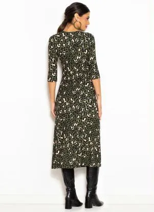 Maria Filó - Vestido Midi de Malha Canelada Natureza Matcha Oncinhas Verde Militar - MARIA FILÓ