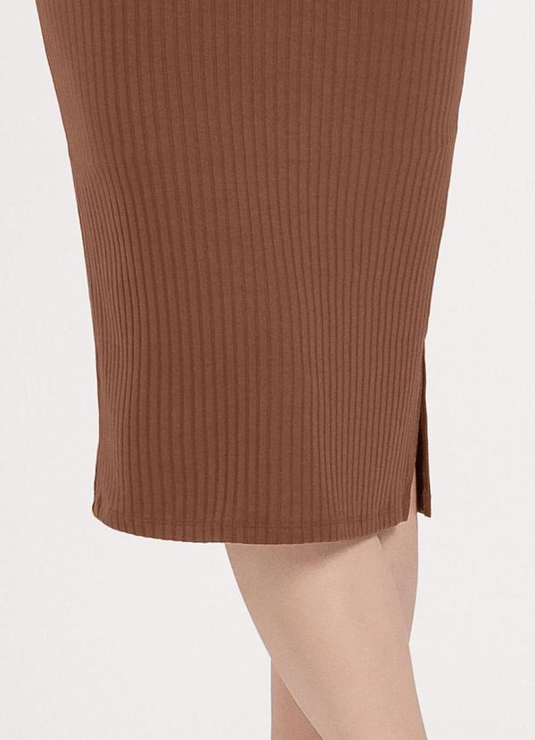 Cativa - Vestido Midi em Canelado Marrom Escuro 3