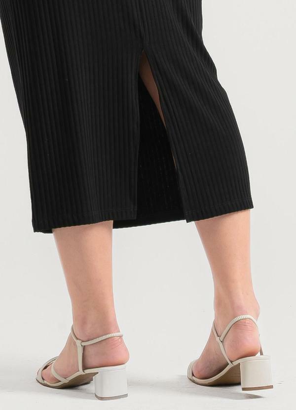 Cativa - Vestido Midi em Canelado Preto 4