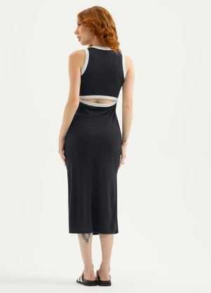Cativa - Vestido Midi em Tecido Texturizado Preto - CATIVA