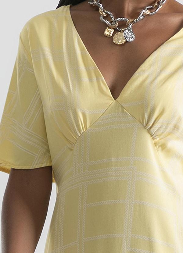 Cativa - Vestido Midi em Viscose Amarelo Claro 3