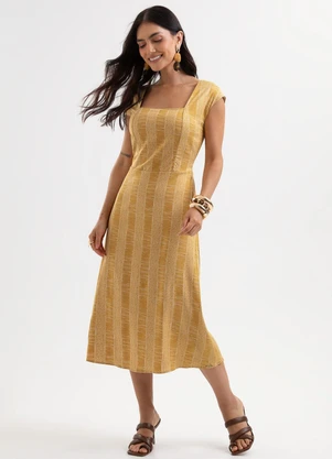 Cativa - Vestido Midi em Viscose com Decote Quadrado Amare - CATIVA