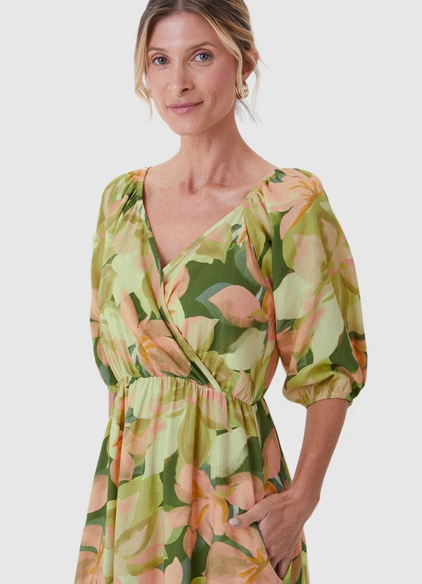 Malwee - Vestido Mídi Evasê Floral Verde Limão 4