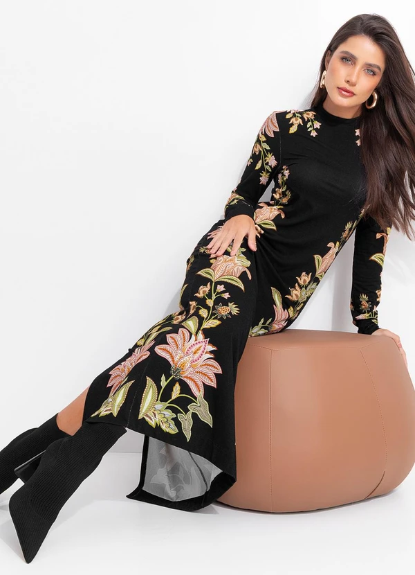 Farm - Vestido Midi Jamile Preto 5