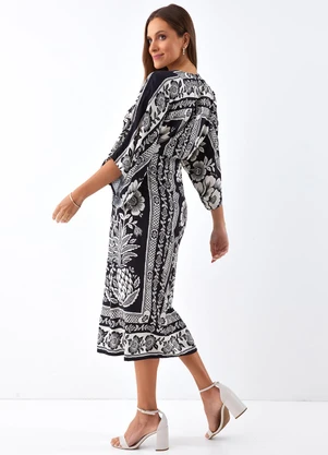 Farm - Vestido Midi Jardim Romance - FARM