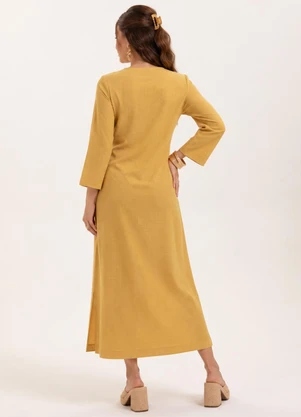 Cativa - Vestido Midi Leve Texturizado Amarelo Mostarda - CATIVA