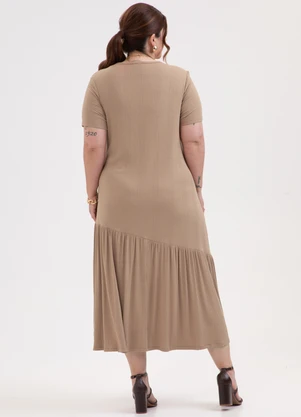 Habana - Vestido Midi Plus Size em Canelado Marrom - HABANA
