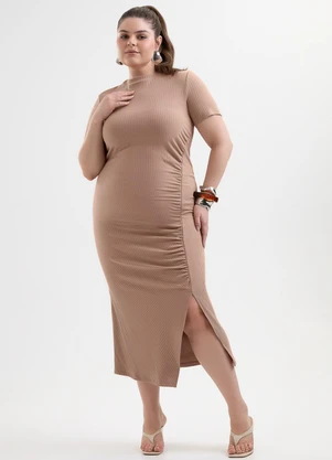 Cativa Plus Size - Vestido Midi Plus Size em Canelado Marrom - CATIVA PLUS SIZE