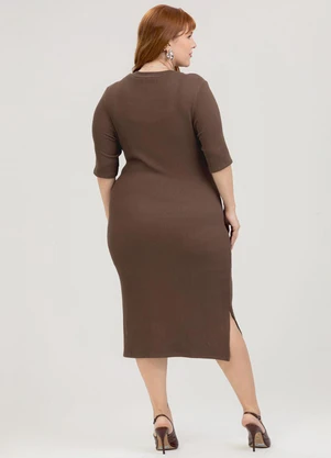 Cativa - Vestido Midi Plus Size em Caneldo  Marrom Escuro - CATIVA
