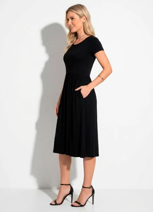 Quintess - Vestido Midi Preto Acinturado com Bolsos - QUINTESS