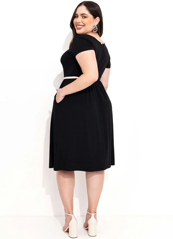Quintess - Vestido Midi Preto Acinturado com Bolsos 9
