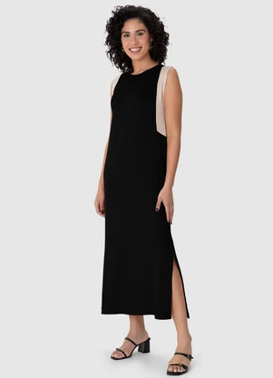 Malwee - Vestido Mídi Reto em Moletinho Preto - MALWEE