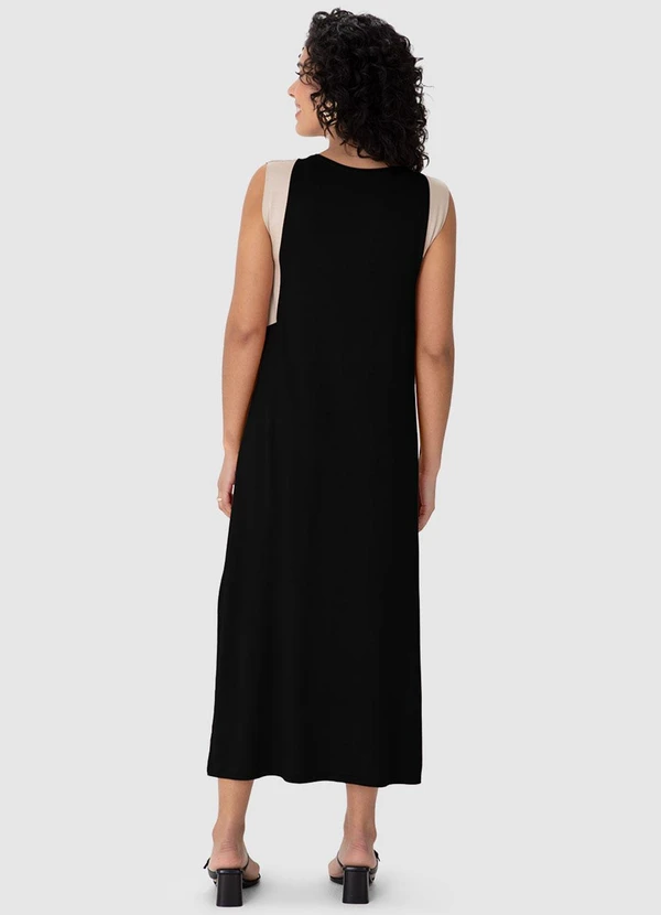 Malwee - Vestido Mídi Reto em Moletinho Preto 2