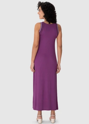 Malwee - Vestido Mídi Reto em Viscose Violeta - MALWEE