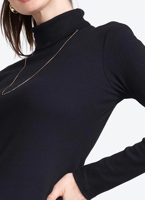 Basicamente - Vestido Midi Ribana Gola Rolê Preto 2