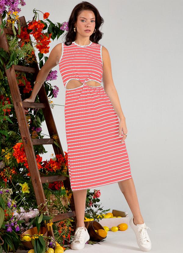 Use Modo - Vestido Midi Torcao Cintura Estampado