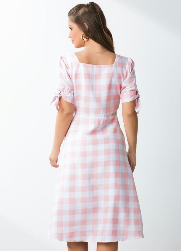 Outlet - Vestido Midi Xadrez Rosa com Botões 5