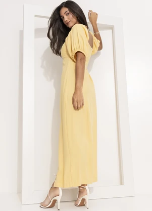 Quintess - Vestido Amarelo Manteiga em Viscose Plana Sarjada - QUINTESS