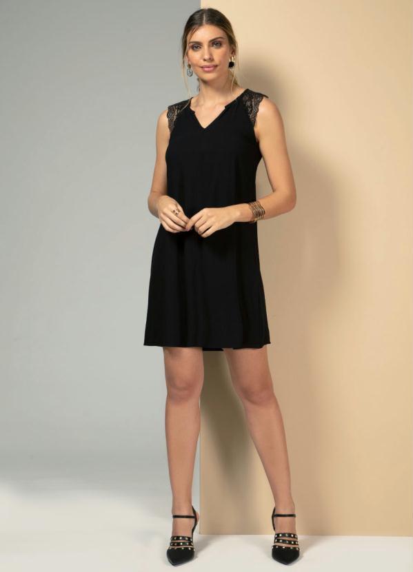 Quintess - Vestido Preto com Detalhe em Renda 3
