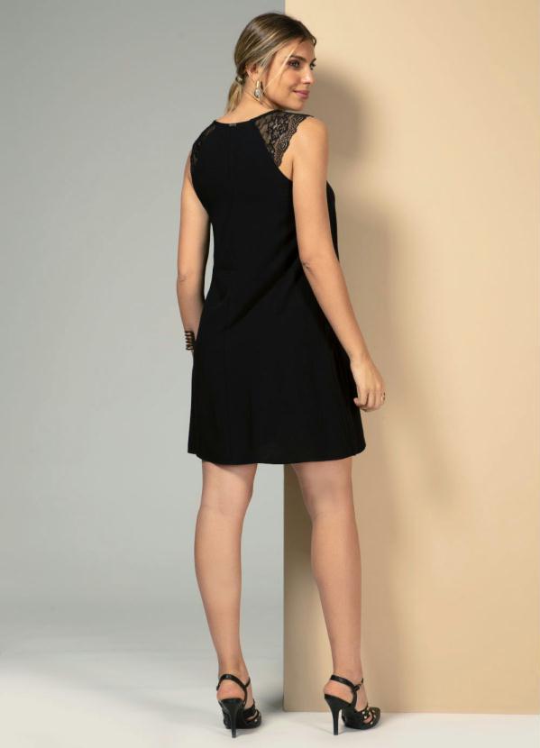Quintess - Vestido Preto com Detalhe em Renda 4
