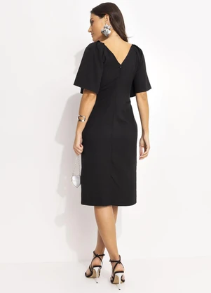 Quintess - Vestido Preto em Crepe Plano - QUINTESS