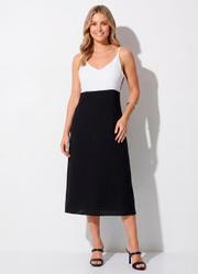 Vestido Preto em Crepe Plano