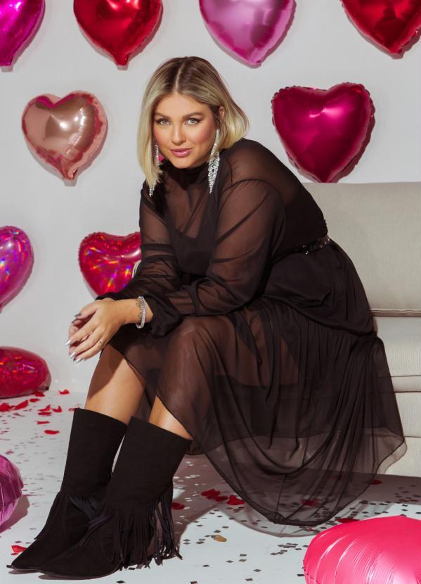 Quintess - Vestido Preto em Tule com Ajuste na Cintura 3