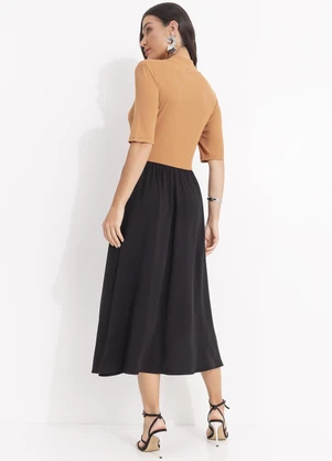 Quintess - Vestido Preto em Viscose Plana - QUINTESS