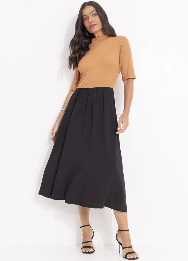 Quintess - Vestido Preto em Viscose Plana