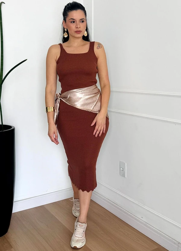 Doce Tom - Vestido Tricot Canelado Midi com Fenda Marron 3