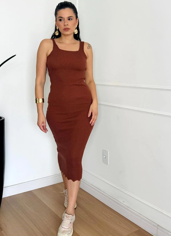 Doce Tom - Vestido Tricot Canelado Midi com Fenda Marron 4
