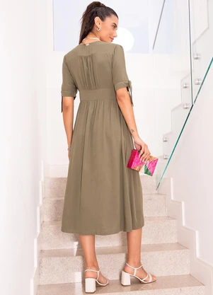 Quintess - Vestido Verde Militar em Viscose Plana - QUINTESS