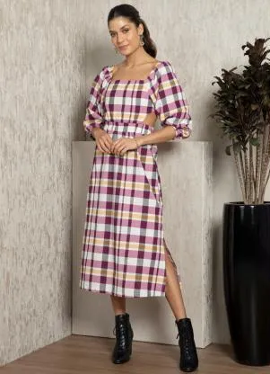 Vestido Xadrez Roxo com Vazado nas Costas Quintess