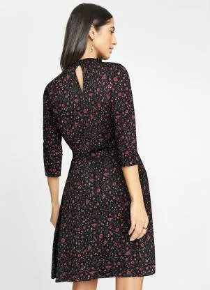 bonprix - Vestido Floral Lúdico em Malha Fria - BONPRIX