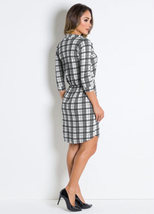 Outlet - Vestido Acinturado com Botões Xadrez 5
