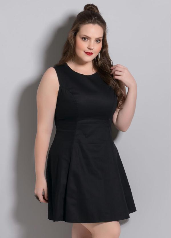 Quintess - Vestido Evasê Preto Plus Size 2